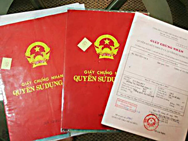 Hình ảnh minh họa về giấy chứng nhận quyền sử dụng.